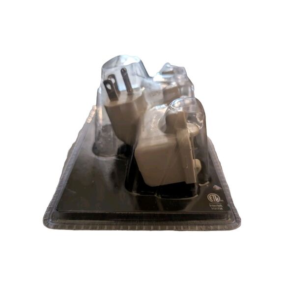 Living Solutions Wall Hugging Indoor Triple Tap Adapter Grounded Outlet - Picture 3 of 9